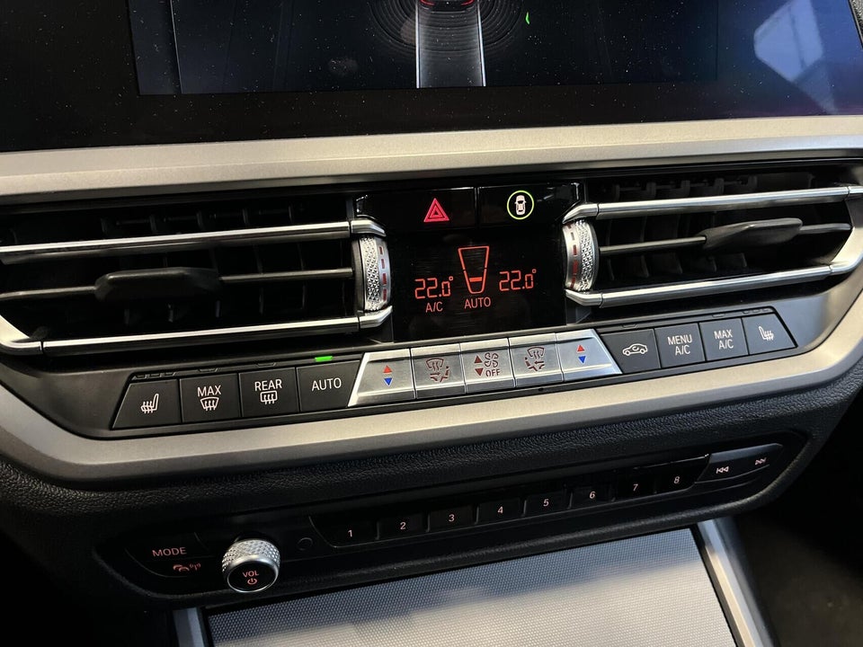 BMW 320d 2,0 Touring Connected aut. 5d