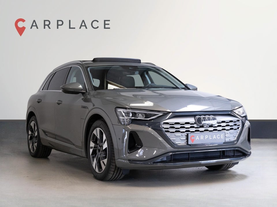 Audi Q8 e-tron 50 quattro 5d