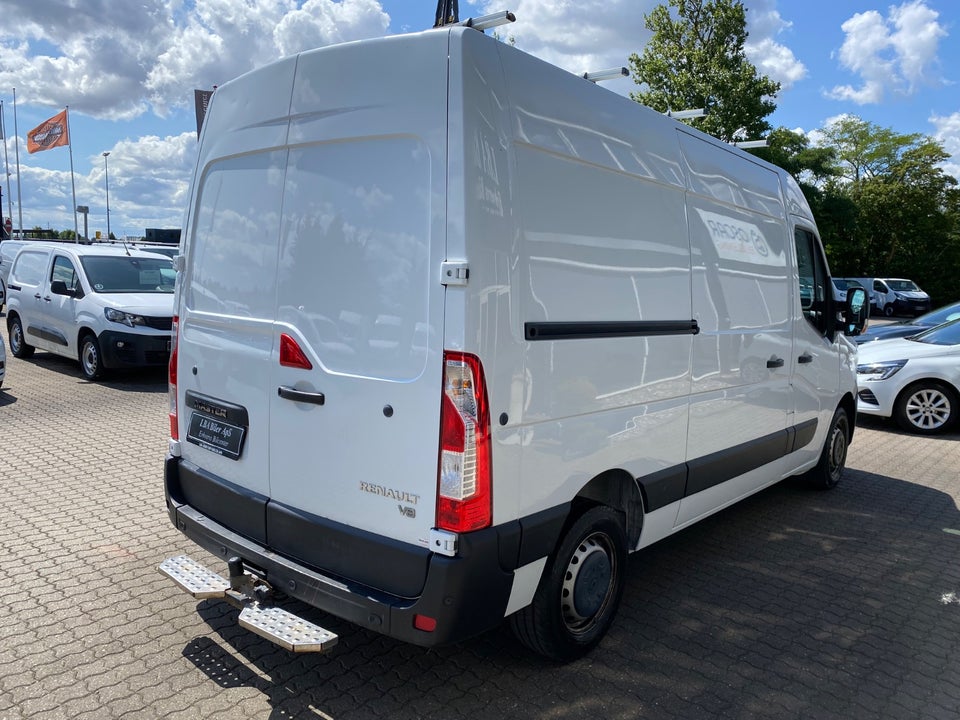 Renault Master IV T35 2,3 dCi 150 L2H2 Kassevogn aut.