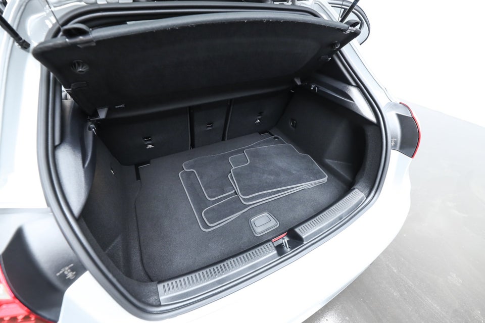 Mercedes A200 d 2,0 AMG Night Edition aut. 5d