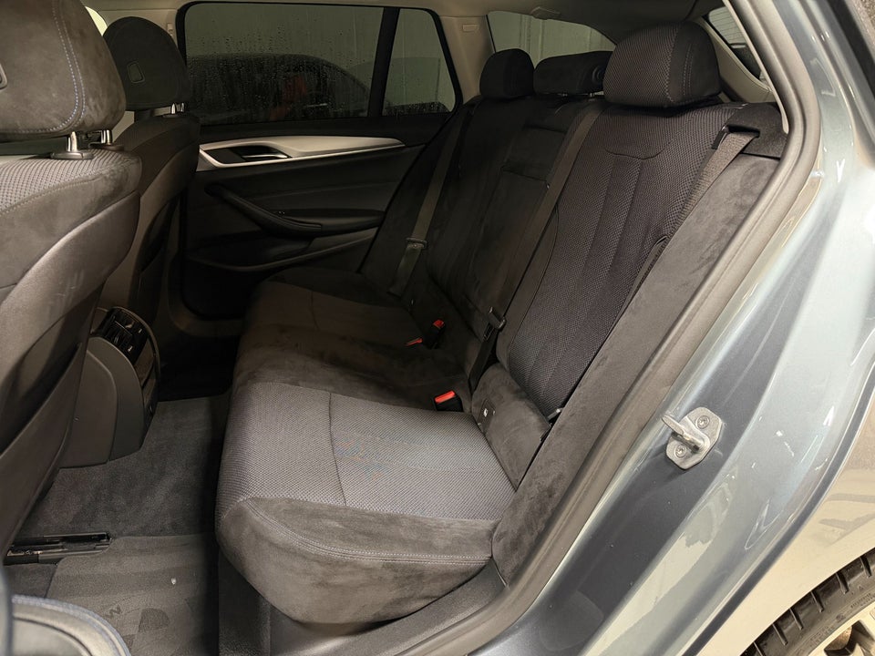 BMW 530d 3,0 Touring M-Sport aut. 5d