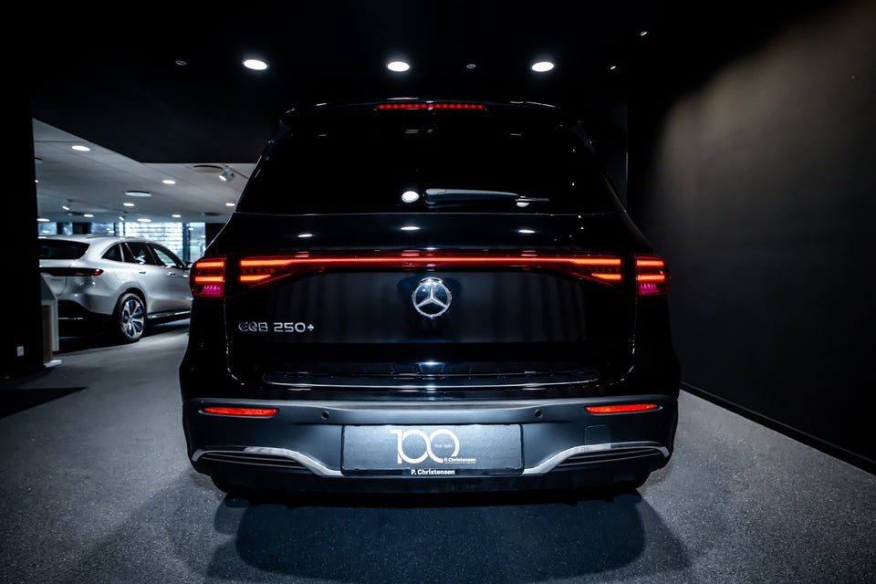 Mercedes EQB250+ AMG Advance Plus 5d
