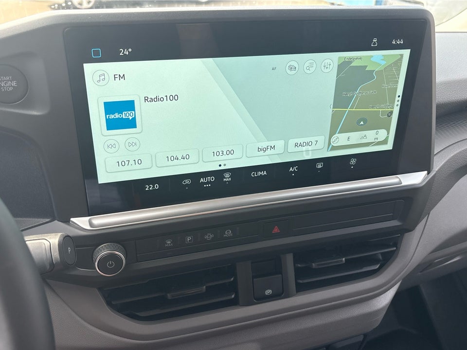VW e-Caravelle 64 Basis SWB
