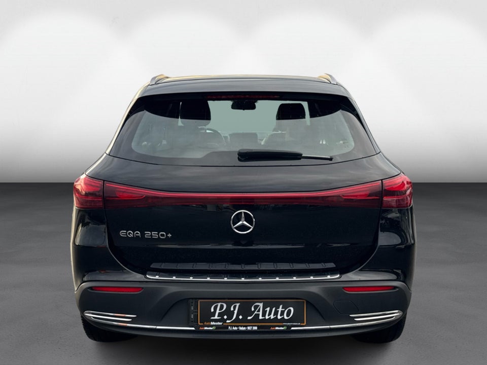 Mercedes EQA250+ Progressive 5d