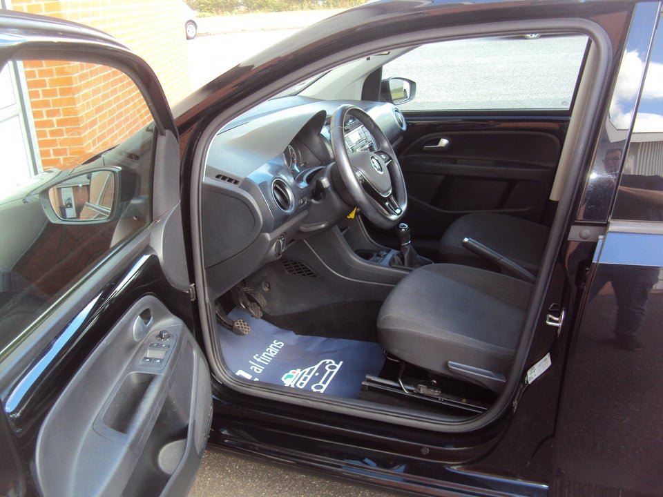 VW Up! 1,0 MPi 65 Move Up! 5d