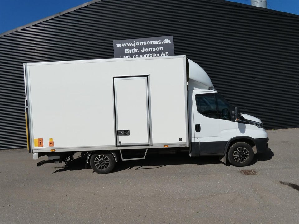 Iveco Daily 2,3 35S16 Alukasse m/lift AG8 2d