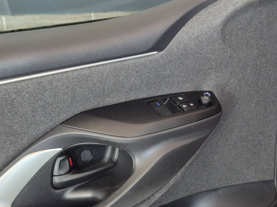 Toyota Yaris 1,5 Hybrid H3 e-CVT 5d