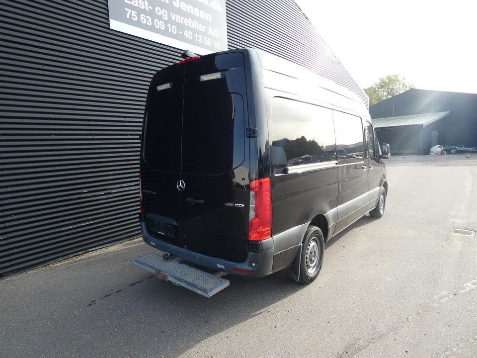 Mercedes Sprinter 316 2,2 CDi A2 Kassevogn RWD