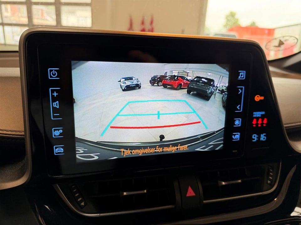 Toyota C-HR 1,8 Hybrid C-LUB Premium CVT 5d