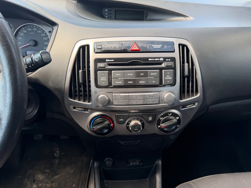 Hyundai i20 1,25 Classic XTR 5d