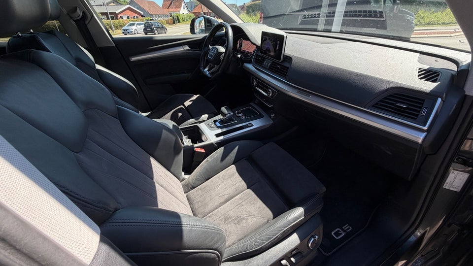 Audi Q5 3,0 TDi 286 S-line quattro Tiptr. 5d