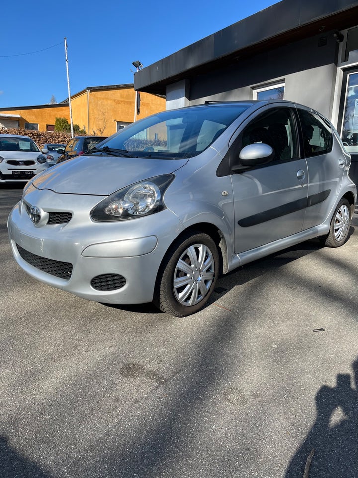 Toyota Aygo 1,0 Plus Blue II MMT 5d