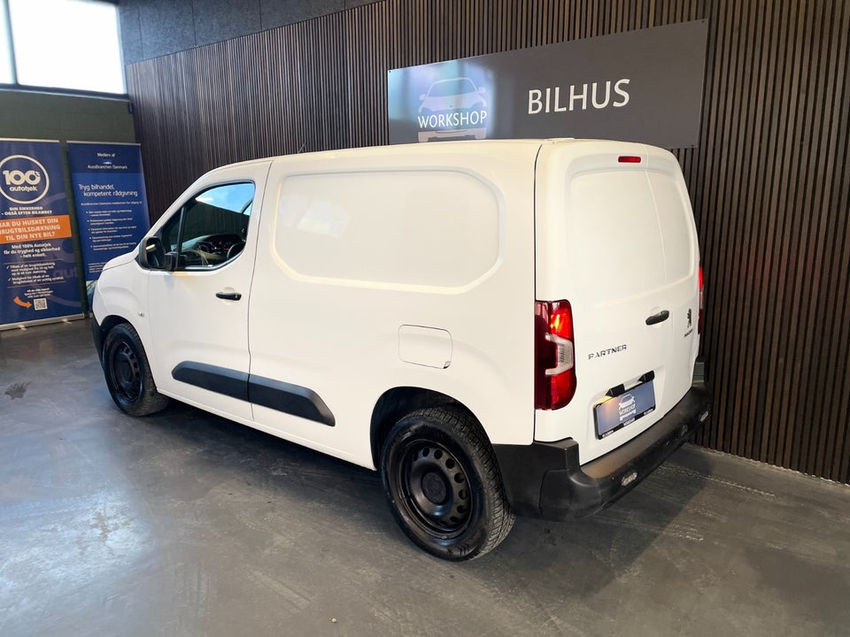 Peugeot Partner 1,5 BlueHDi 100 L1V2 Ultimate Van