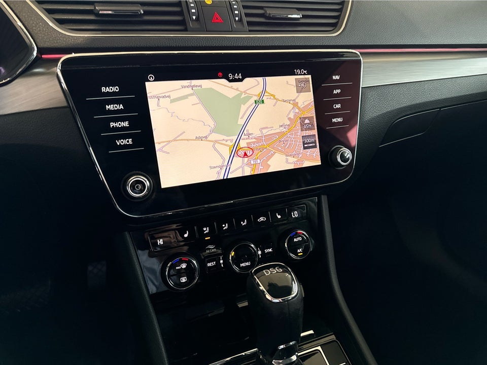 Skoda Superb 1,5 TSi 150 Style Business Combi DSG 5d