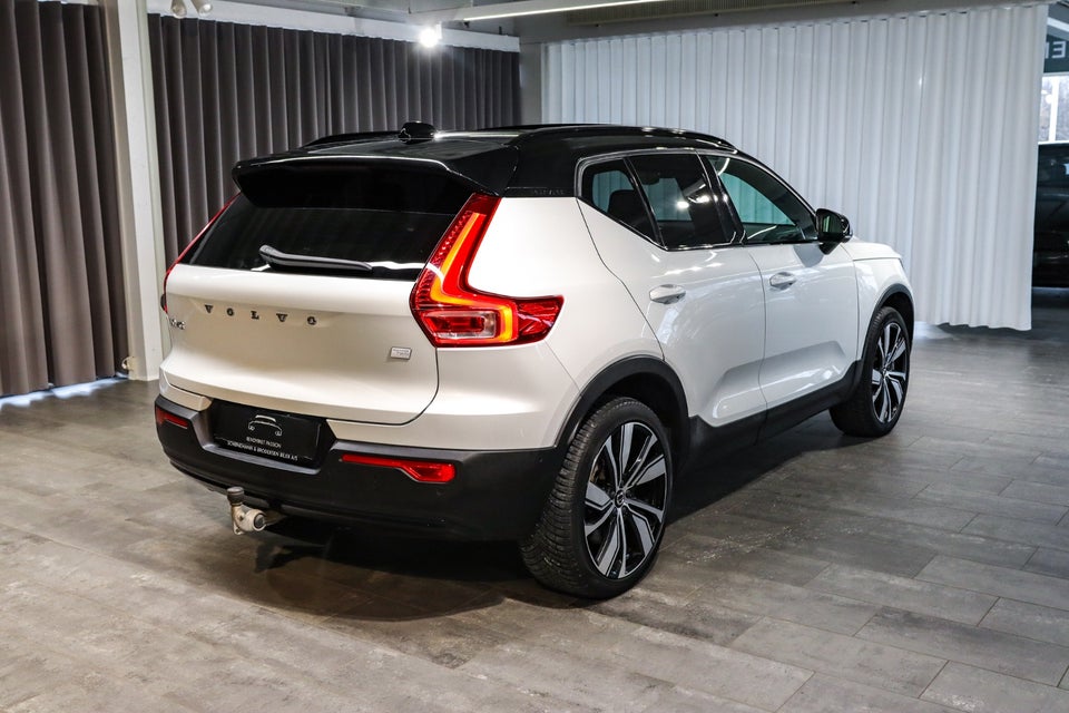 Volvo XC40 P8 ReCharge Twin Pro 5d