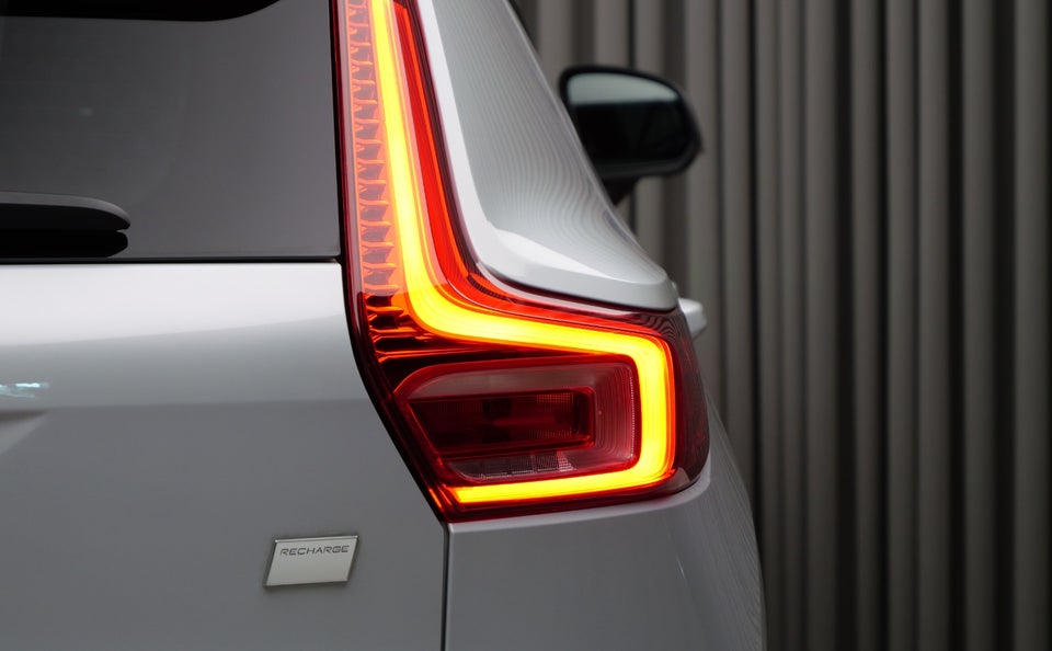 Volvo XC40 P6 ReCharge Pro 5d