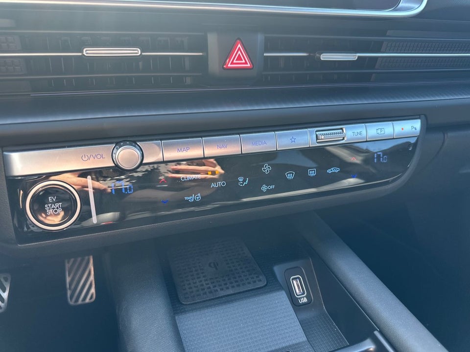 Hyundai Ioniq 6 77 Ultimate AWD 4d
