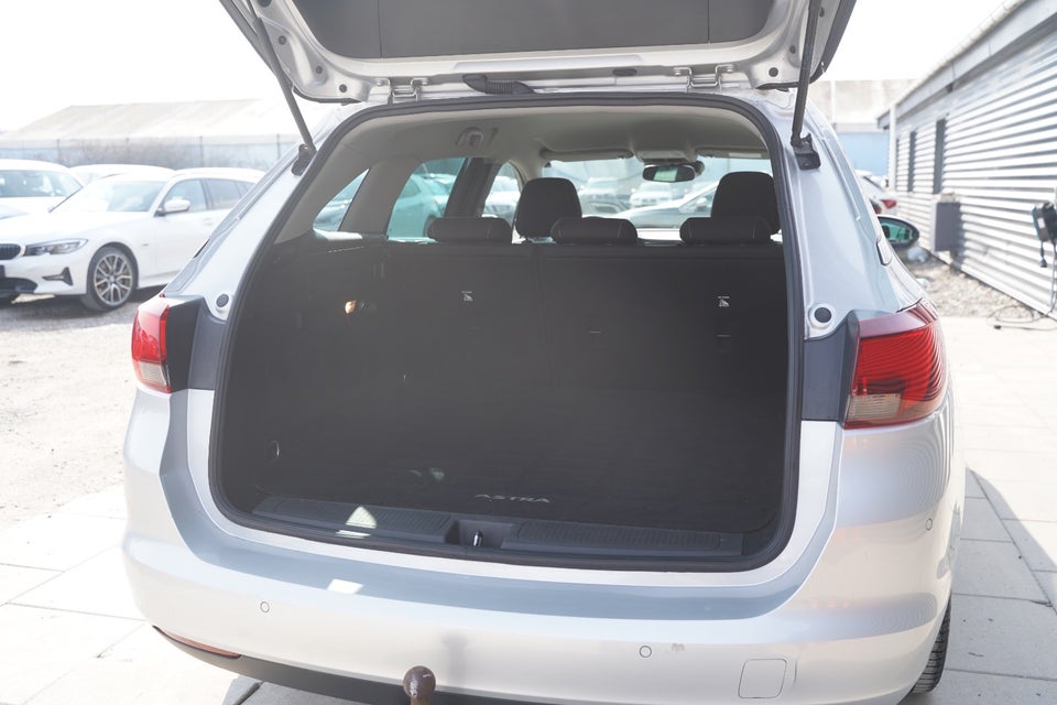 Opel Astra 1,0 T 105 Enjoy Sports Tourer 5d