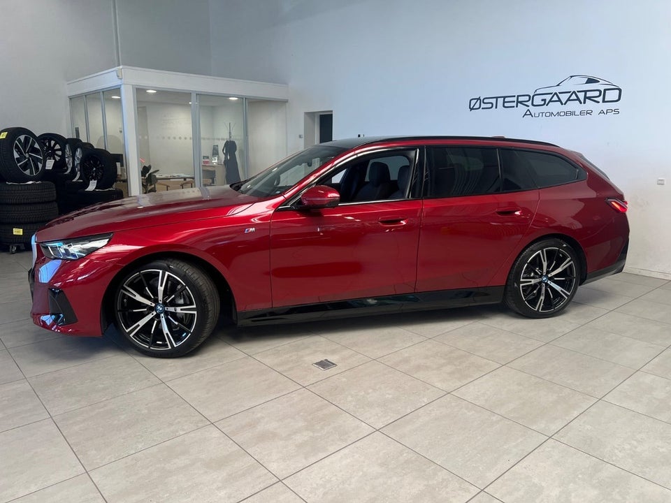 BMW i5 eDrive40 Touring M-Sport 5d