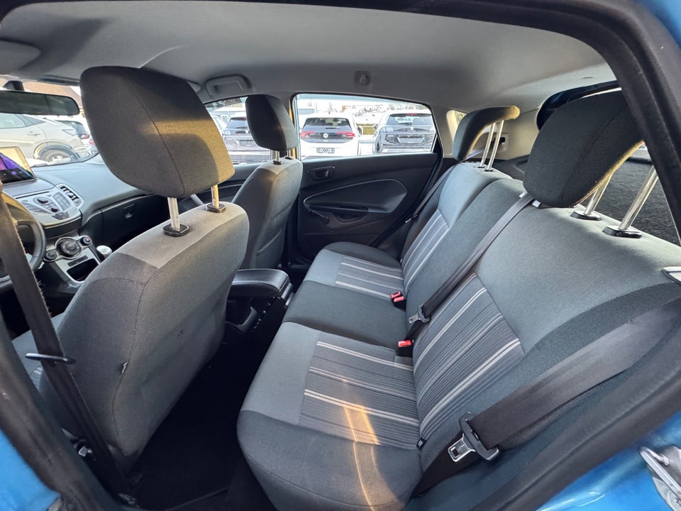 Ford Fiesta 1,25 82 Ambiente 5d