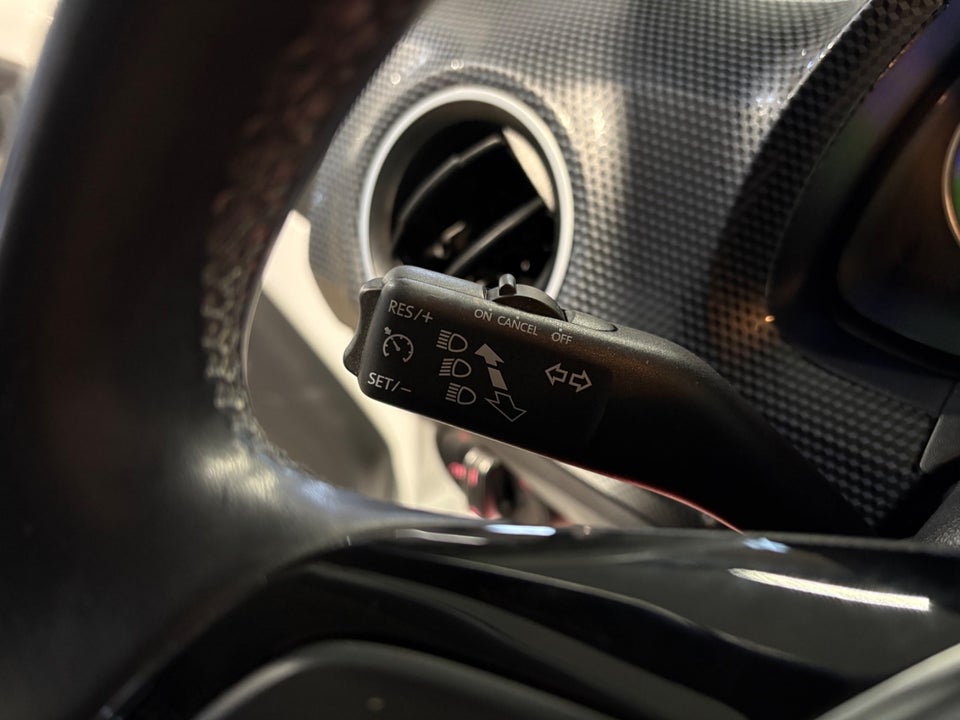 VW e-Up! Move Up! 5d