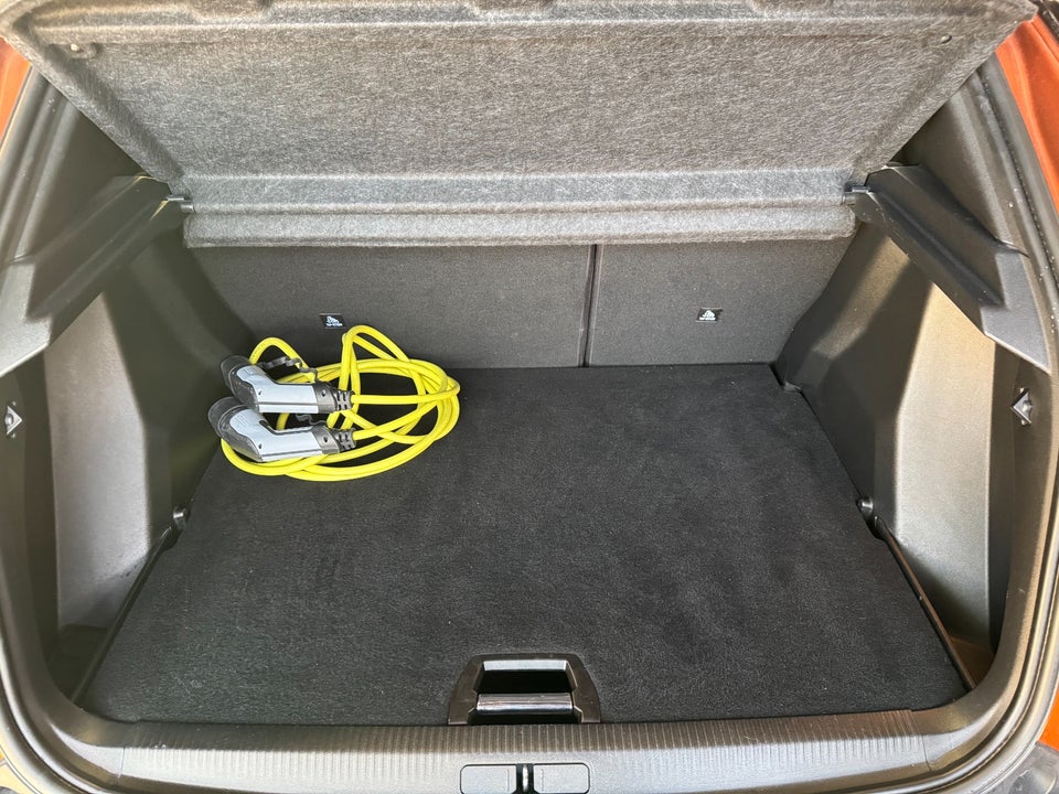 Peugeot e-2008 50 Active Pack 5d