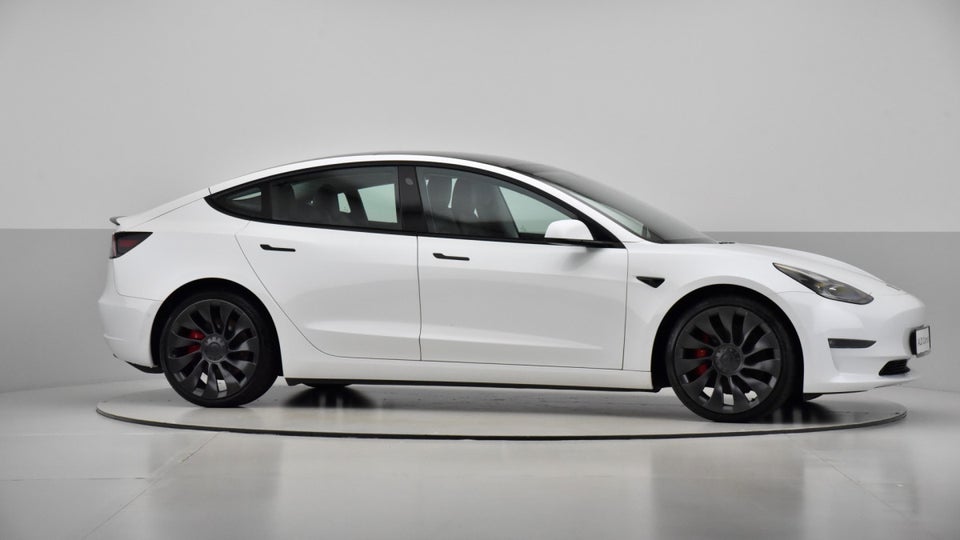 Tesla Model 3 Performance AWD 4d