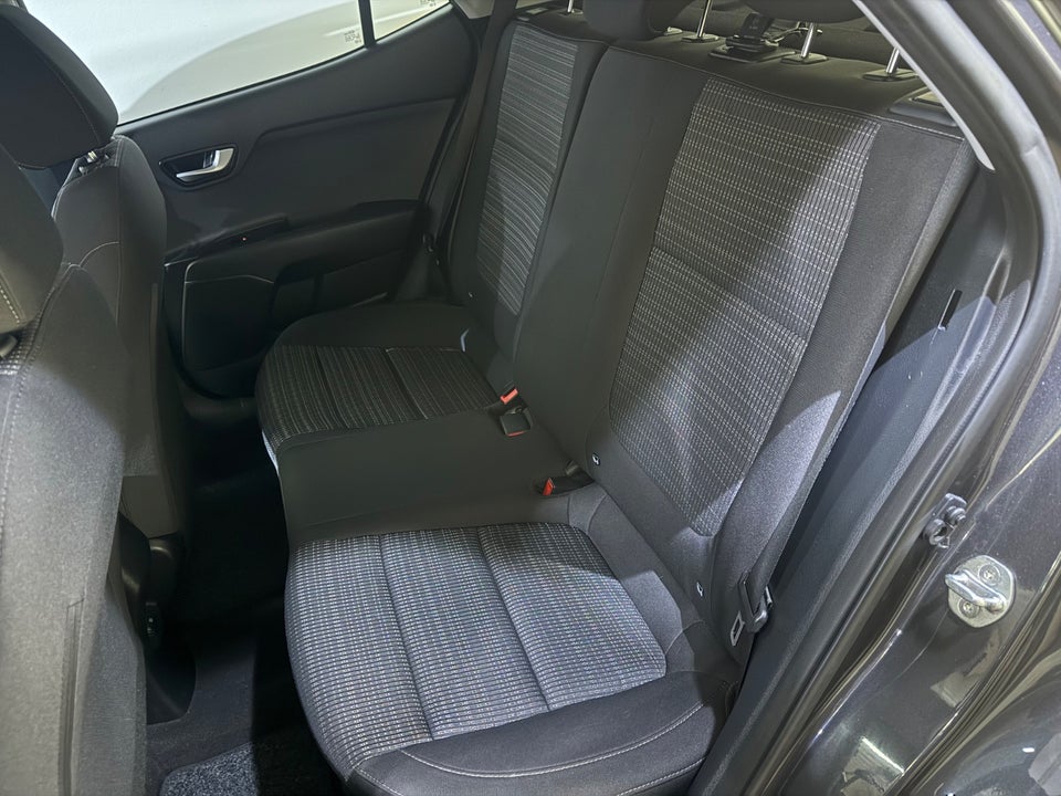 Kia Stonic 1,0 T-GDi Attraction+ 5d