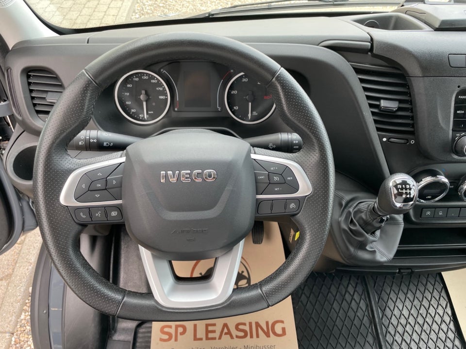 Iveco Daily 2,3 35S16 12m³ Van