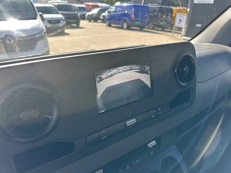 Mercedes Sprinter 316 2,2 CDi A3 Chassis RWD 2d