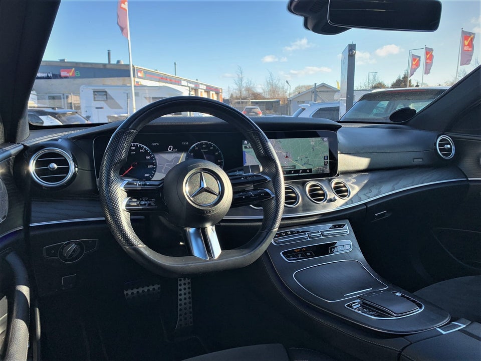 Mercedes E300 e 2,0 AMG Line aut. 4d