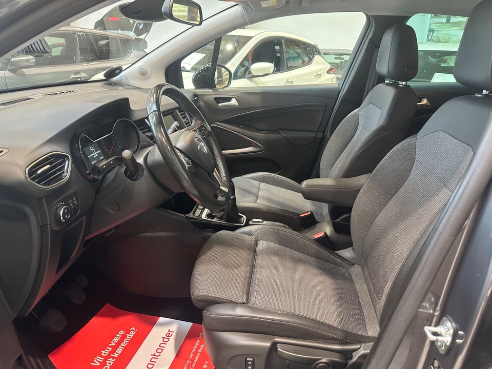 Opel Crossland 1,2 First Edition 5d
