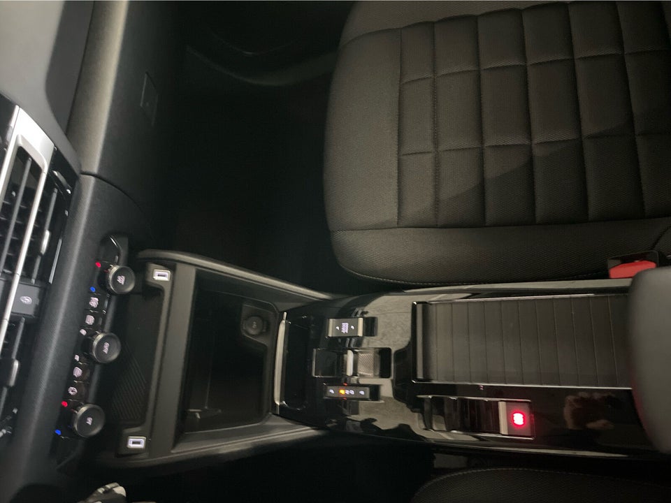Citroën ë-C4 X 50 Plus 4d