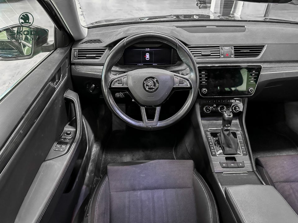 Skoda Superb 1,4 TSi iV Plus Combi DSG 5d