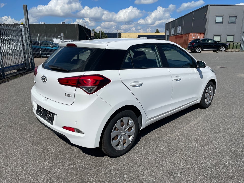 Hyundai i20 1,1 CRDi 75 Trend 5d