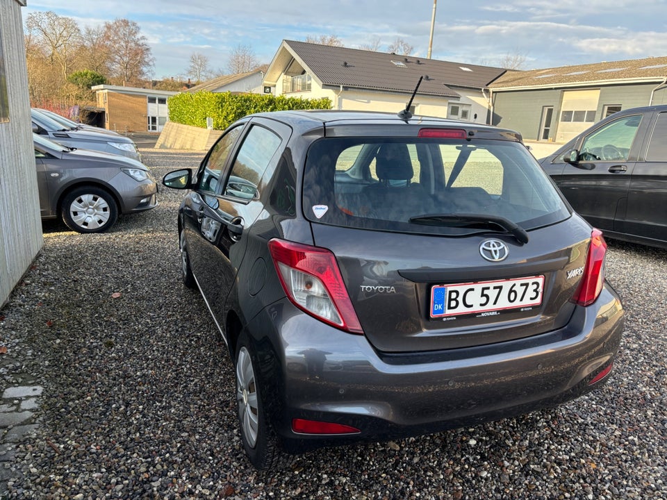 Toyota Yaris 1,4 D-4D T1 5d