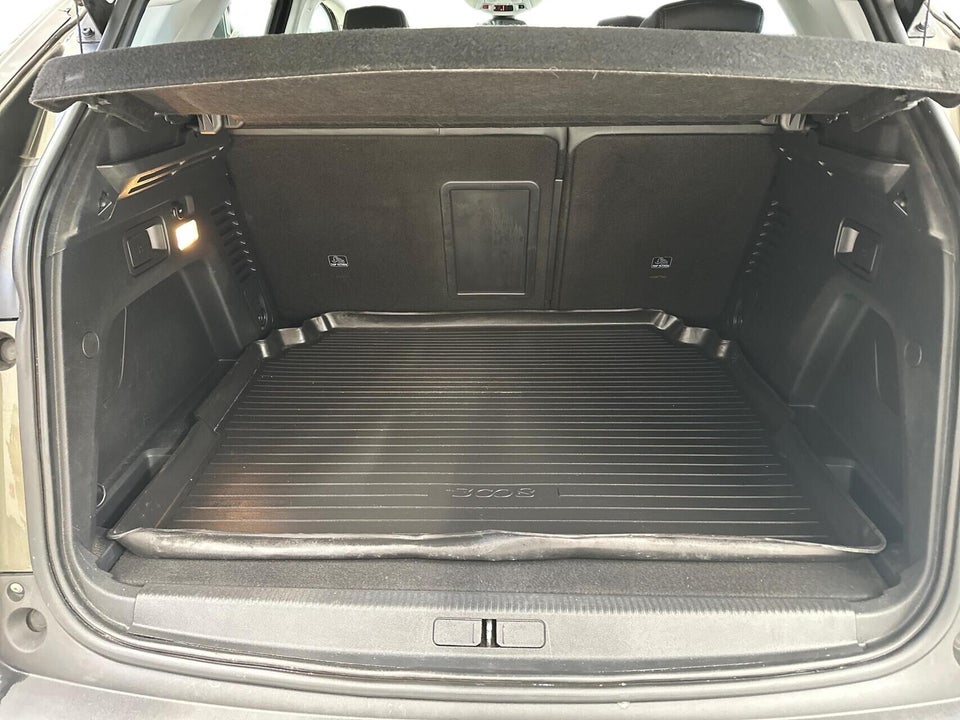 Peugeot 3008 1,5 BlueHDi 130 Allure EAT8 5d