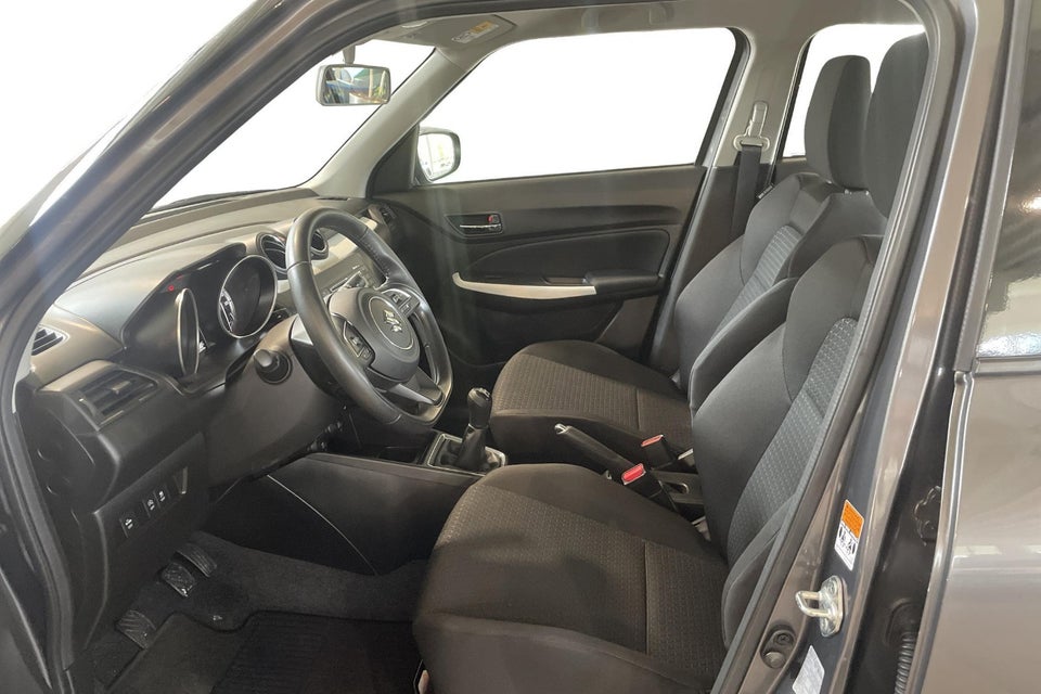 Suzuki Swift 1,2 mHybrid Club 5d