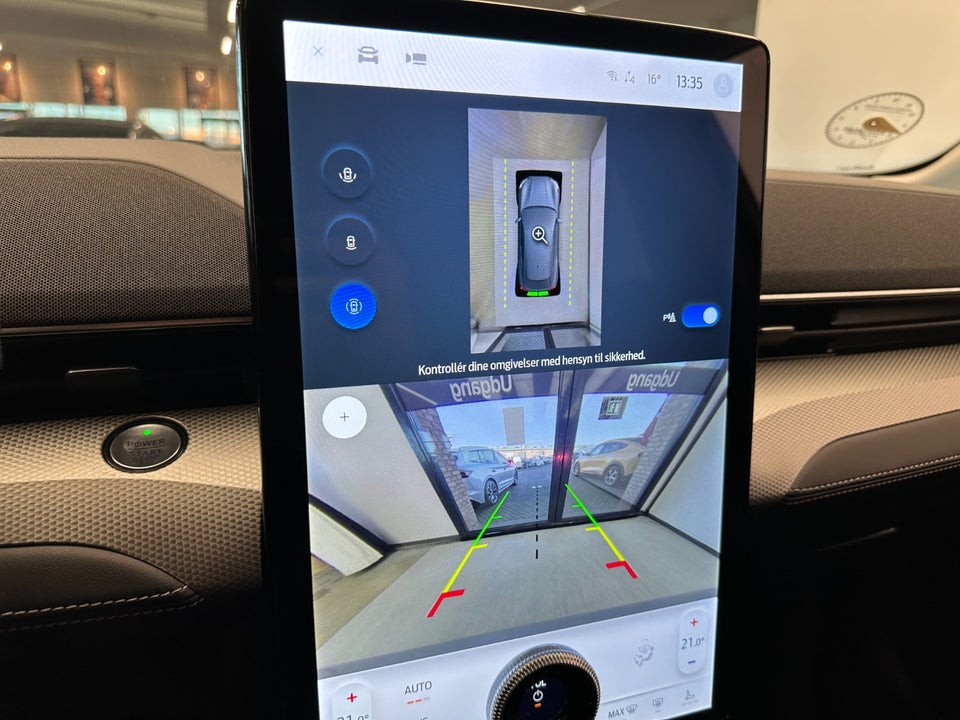 Ford Mustang Mach-E 75 Standard Range 5d