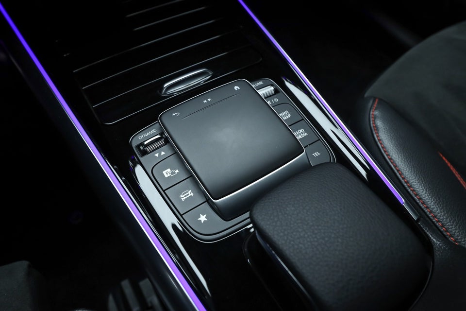 Mercedes EQA350 AMG Line 4Matic 5d