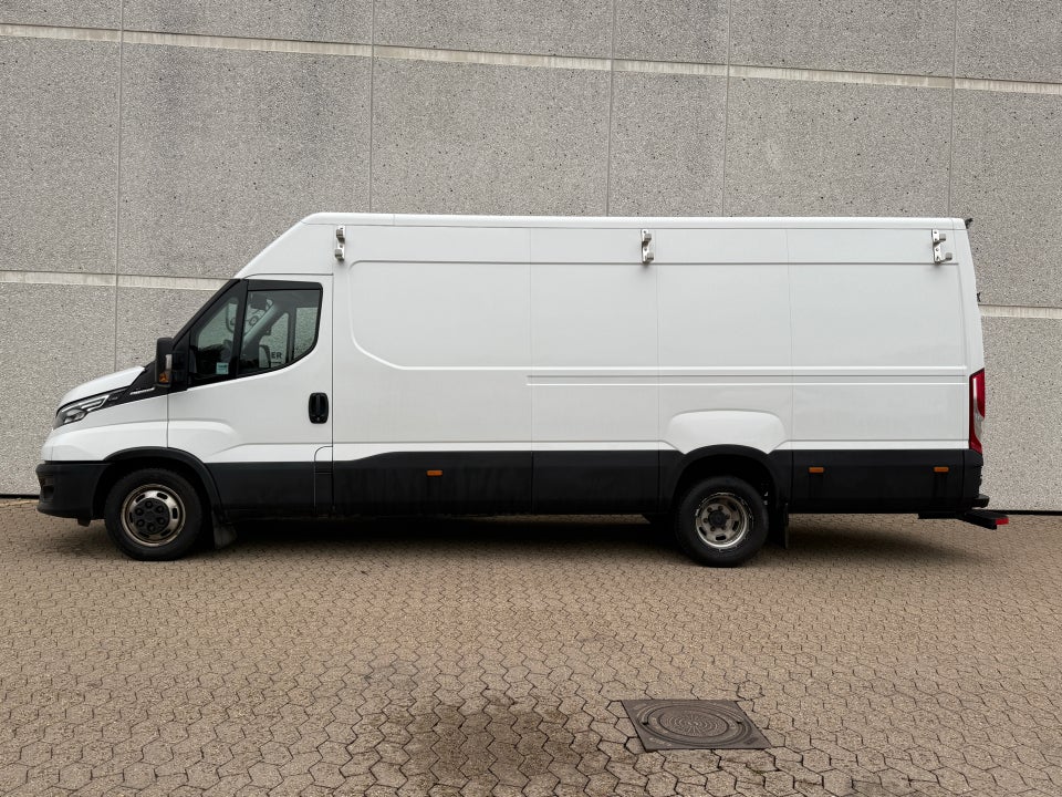 Iveco Daily 3,0 35C18 16m³ Van AG8