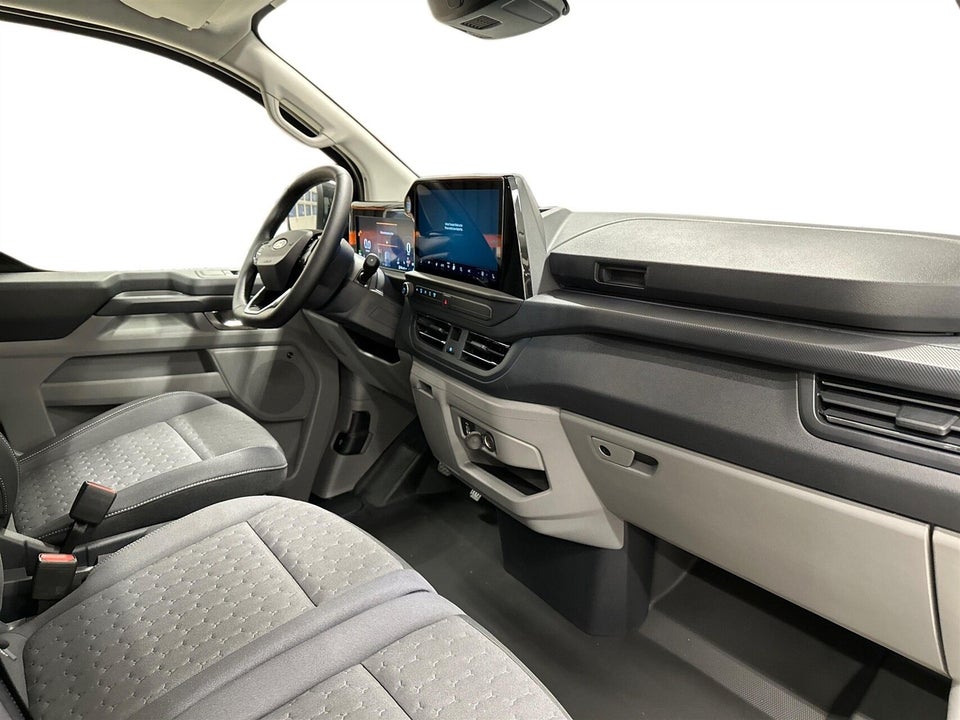 Ford Transit Custom 320L 2,0 EcoBlue Limited aut.