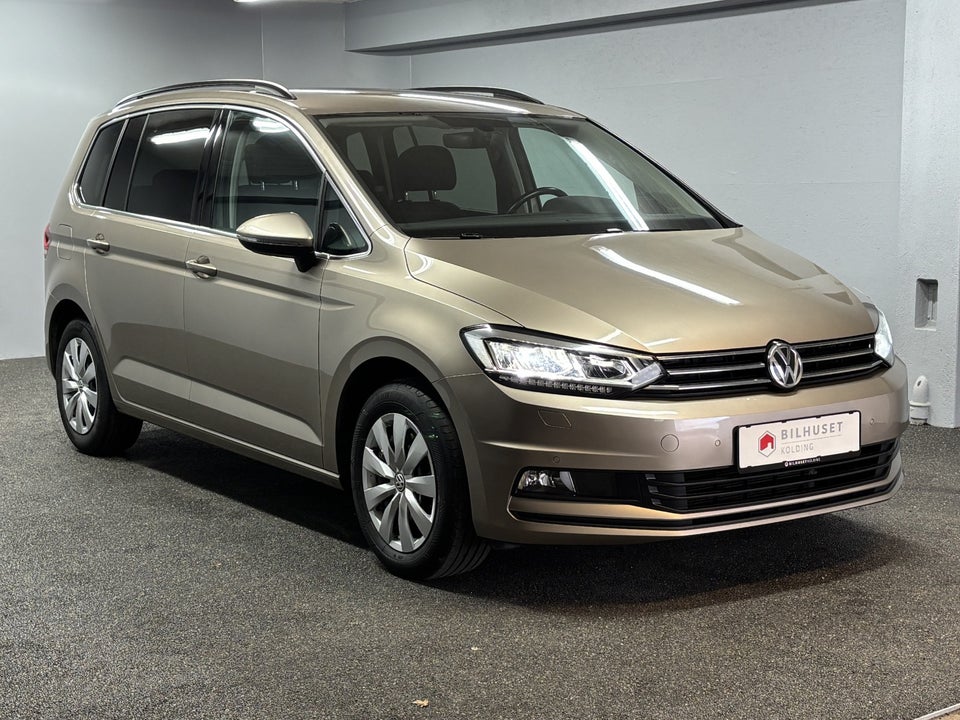 VW Touran 1,6 TDi 115 Comfortline DSG 7prs 5d