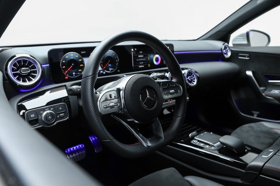 Mercedes A250 e 1,3 AMG Line aut. 5d