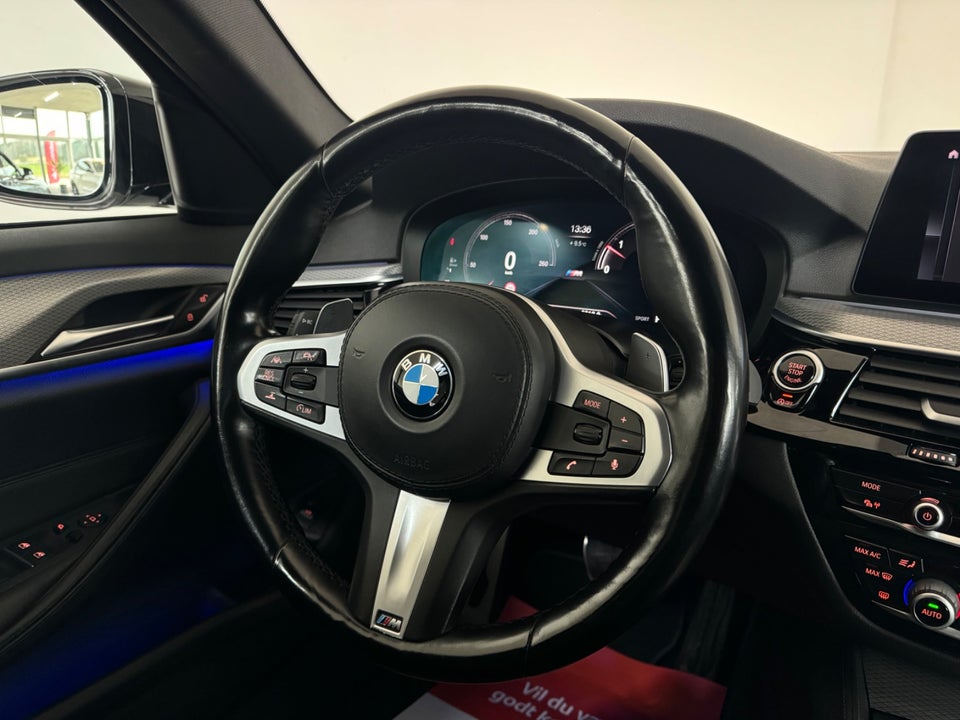 BMW 530d 3,0 Touring M-Sport xDrive aut. 5d