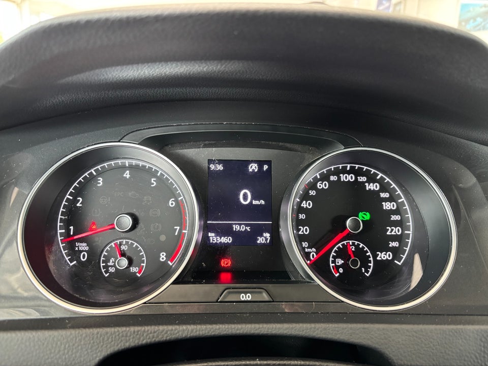 VW Golf VII 1,4 TSi 125 Comfortline Variant DSG 5d