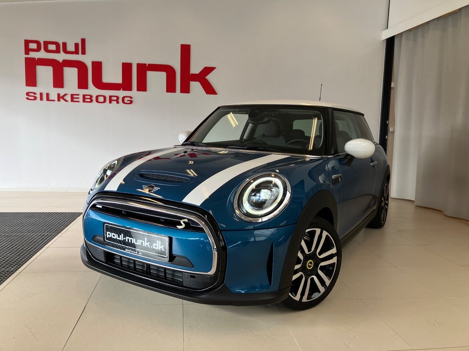 MINI Cooper SE Classic Trim 3d