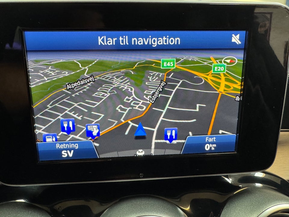 Mercedes C400 3,0 AMG Line stc. aut. 4Matic 5d