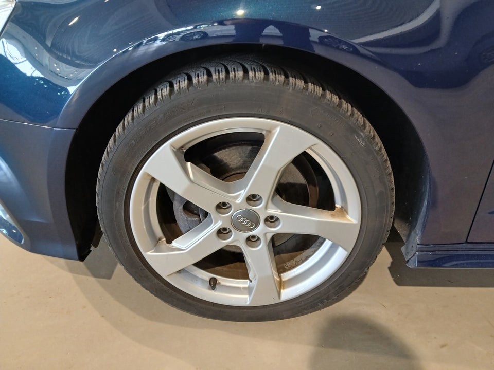 Audi A3 35 TFSi S-line Sportback 5d