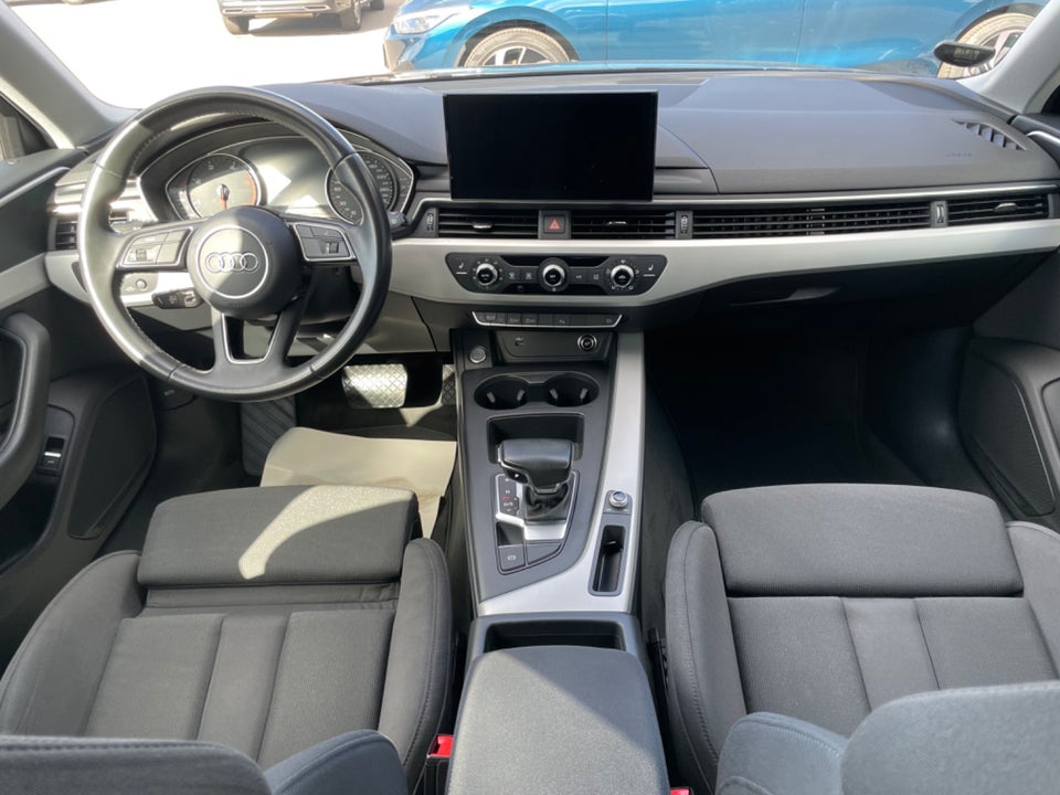 Audi A4 40 TDi Advanced Avant S-tr. 5d